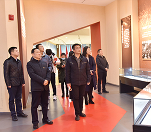 团市委领导参观欧宝app登录入口-欧宝(中国)精神主题展览馆