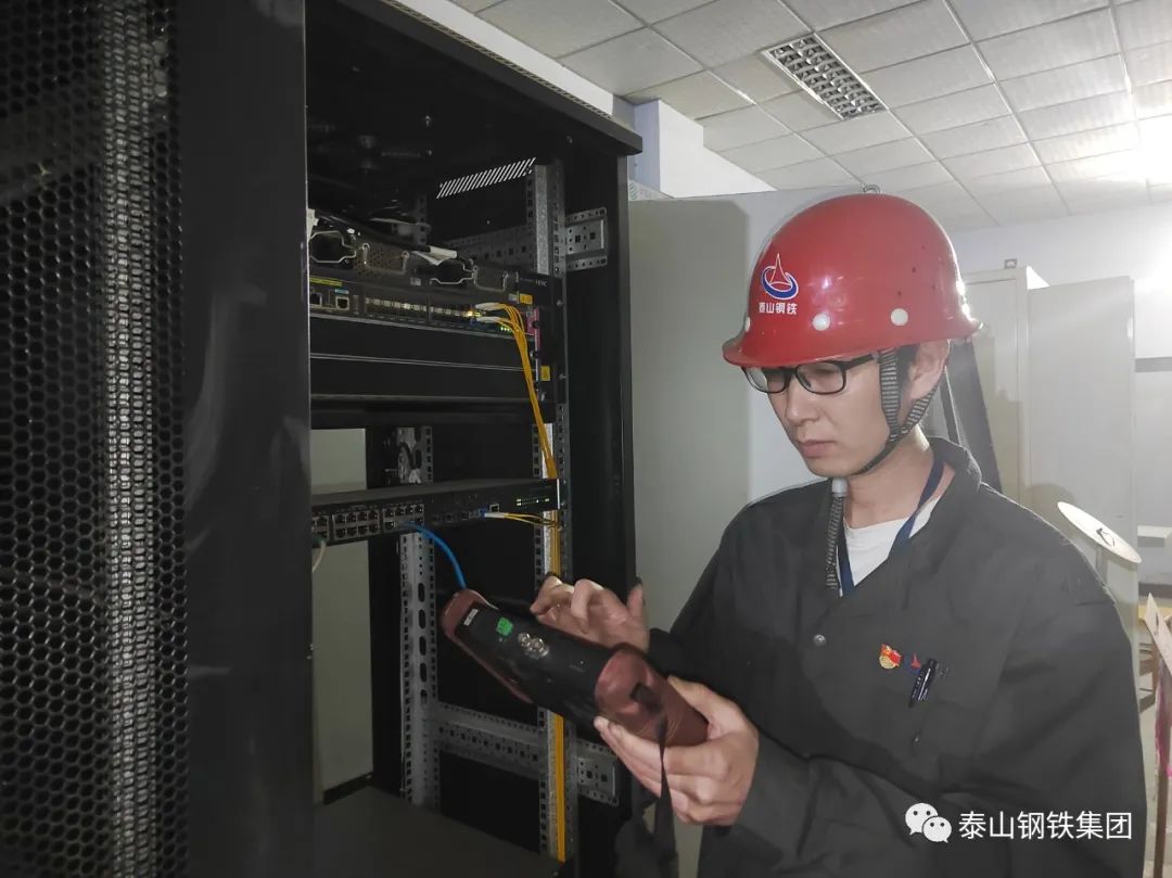 【最美欧宝app登录入口-欧宝(中国)青工】刘玉锋的成才秘诀：在学习创新中不断进步